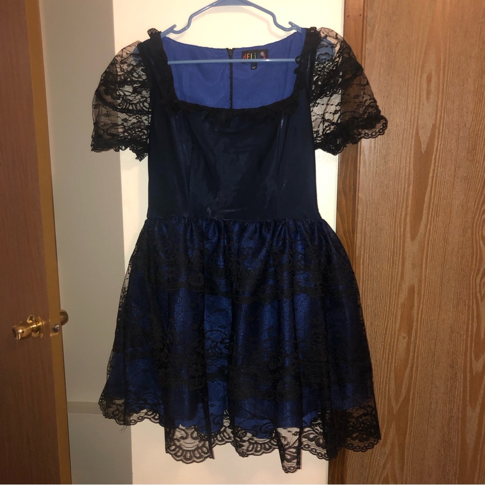 DOLLSKILL BLACK BLUE LACE DRESS SIZE XL